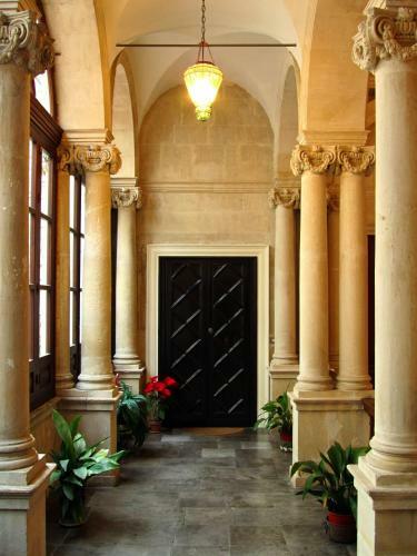 Bed & Breakfast Palazzo Santa Rosalia