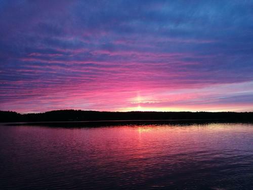 Antinkallio Lakeside Cape