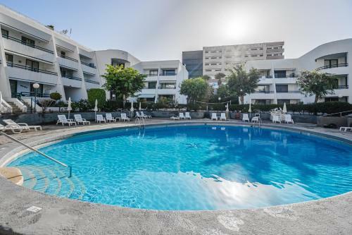 Optimist, Apartament Las Americas