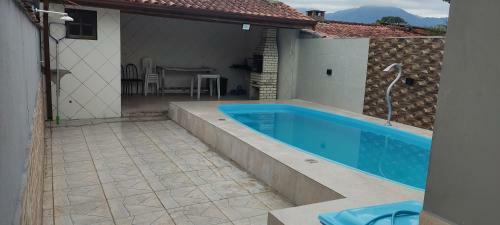 Casa Em Bertioga Praia De Borac�ia Com Piscina