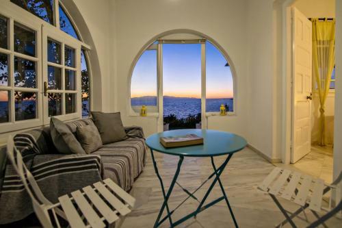 Sun And Sea Cottage