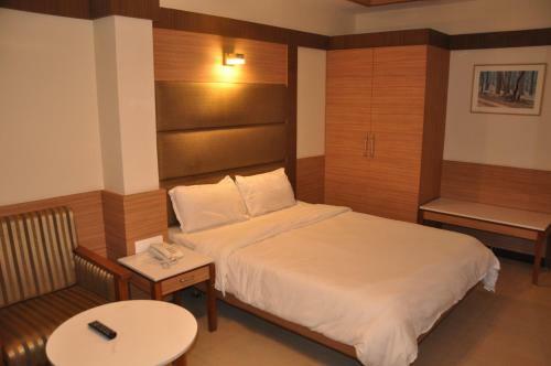 Hotel Sms Grand Inn