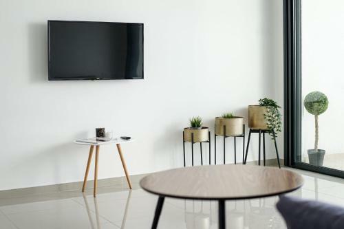 Luxury Apartment With Sea View By Airsuite