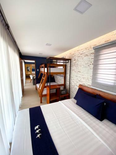 Hotel Crusoe Cabins Casobe