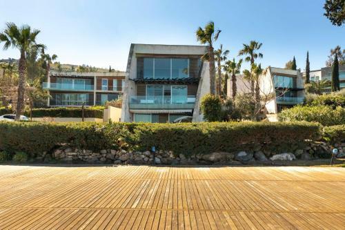 Marvelous Villa With Private Pool And Private Beach In Bodrum