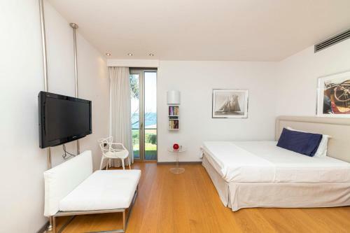 Marvelous Villa With Private Pool And Private Beach In Bodrum