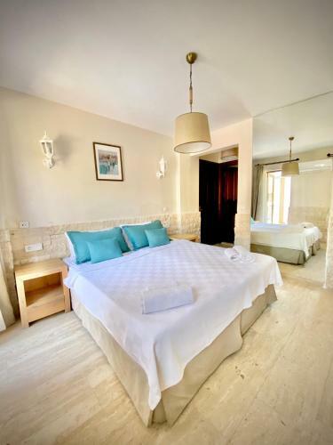 Club Barbarossa Villas
