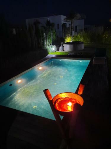 Superbe Villa Avec Piscine Plages Des Nations