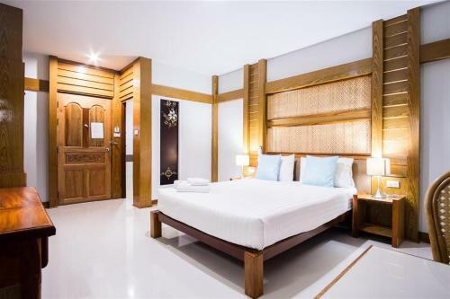 Hotel Ruentara Resort & Villa Buriram