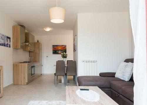 Apartments Alma