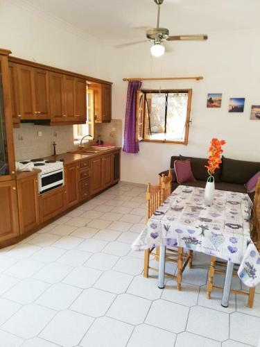 Apartamento Theasea House With Garden