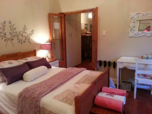 Hostal Tri-angle B&B And Guesthouse