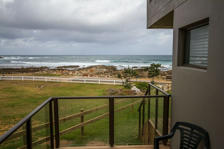 Hostal Little Rock Guesthouse