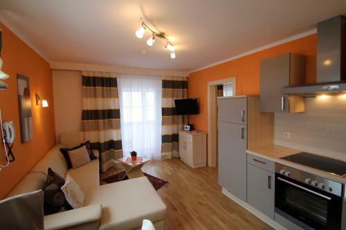 Apartamentos Seepension Neubacher Kg