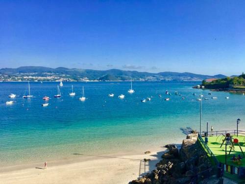 Apartamento R�as Baixas - 1a L�nea Playa Rax�