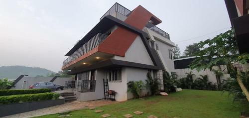 Krishna Villa Two ,6bhk, Mountainous View , Nr Della Adventures