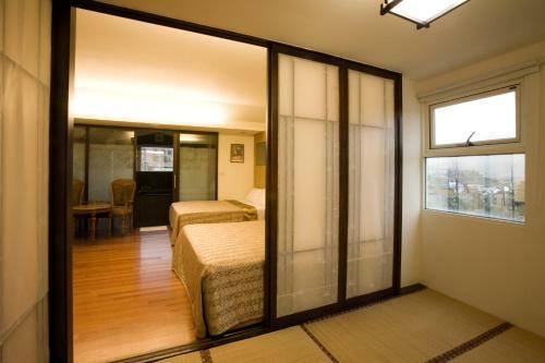 Chat Hot Spring Resort