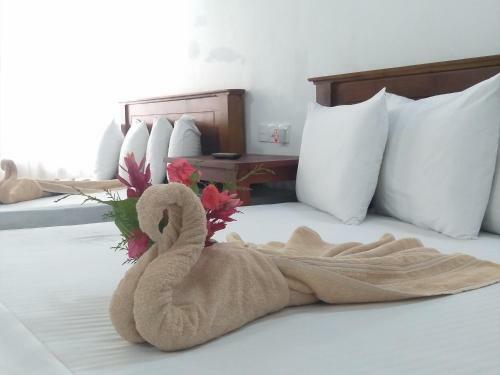 Hostal Ella Grand Peak Hotel