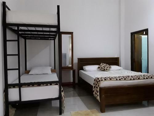 Hostal Ella Grand Peak Hotel