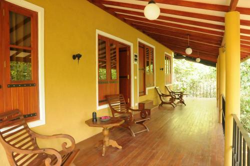 Hostal Kuru Ganga Villa