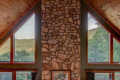 A Big View Great Seven Devils Home Beautiful Decor Great Views Hot Tub