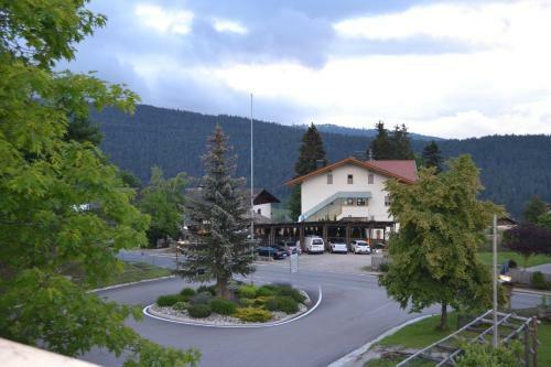 Hotel Gasthof Zum Gr�nen Baum
