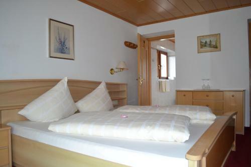Hotel Gasthof Zum Gr�nen Baum