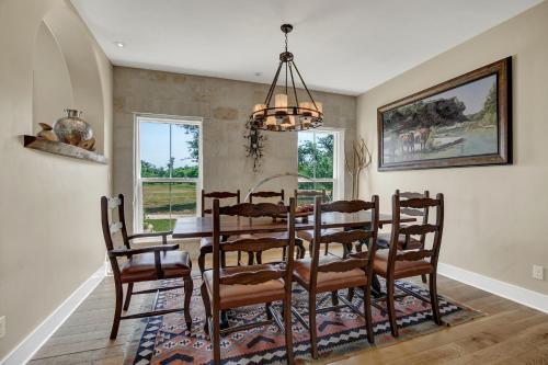 Huge Luxury Home On 13 Acres With Views & Firepit