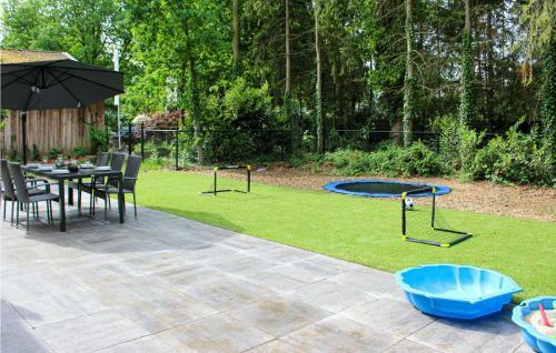 Amazing Home In Epe With Wifi And 3 Bedrooms
