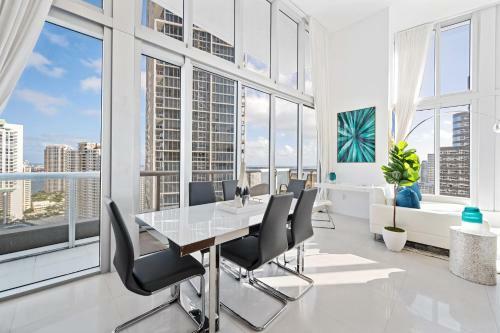 Apartamento Iconic Luxurious High Ceilings Unit Brickell W