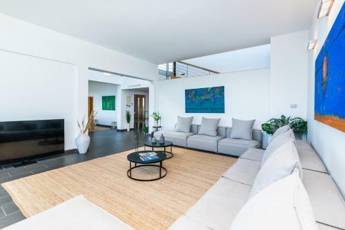Villa Miramar By Glasir