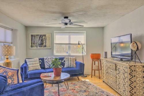 Chic Bungalow With Backyard Oasis 2 Mi To Dtwn