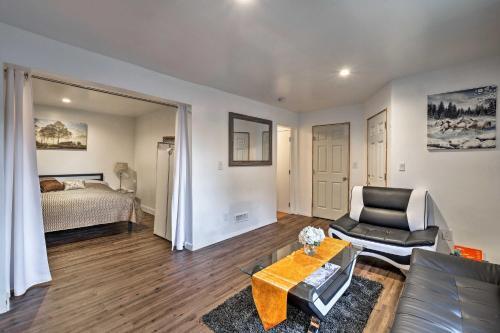 Gloversville Apartment With Fireplace And Essentials!