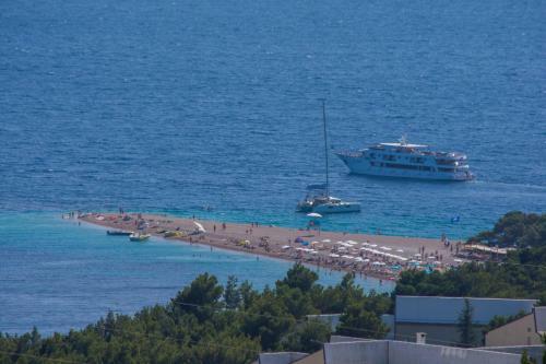 Villa Nikola - Big Terrace Apartments