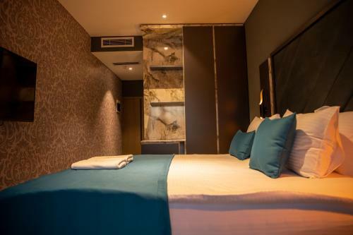 Palace Hotel & Spa