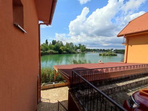 Hostal Thermalpark Lake Apartments