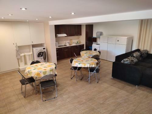 Hostal Thermalpark Lake Apartments