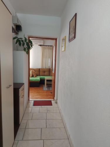 Apartments Petar Btw. Split And Omi?