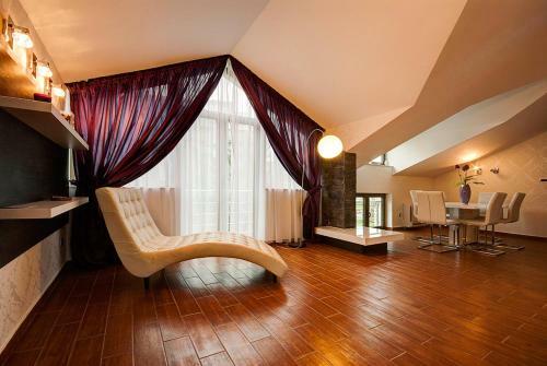 Hostal Domador Rooms & Apartments