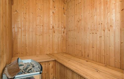 Holiday Home Krabbevej Hj�rring IX