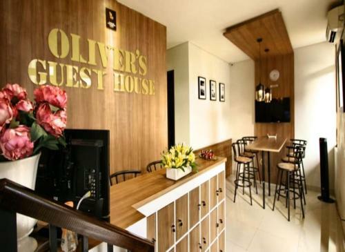Hostal Oliver's Guest House