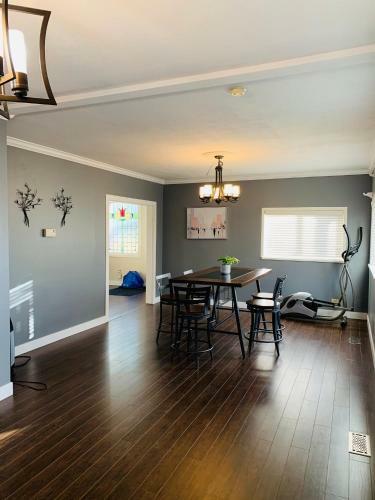 Cozy Holiday Home