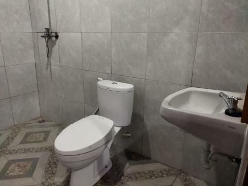 Hotel Oyo 90858 Mai Mena Canggu