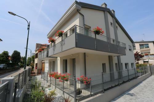 Db Apartments - Dessora