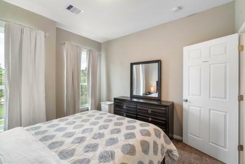 Apartamento 2 Bedroom House - King Bed - 10 Mins From Iah