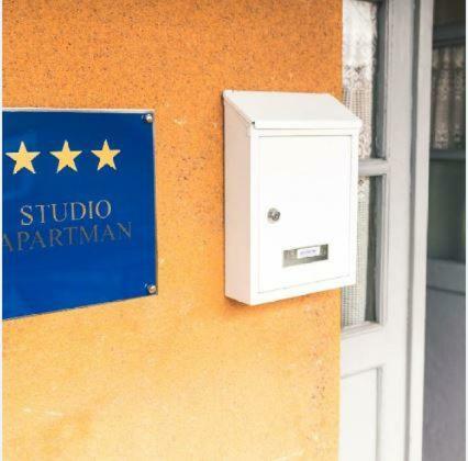 Apartamento Newly Adapted Studio 88 With Free Parking