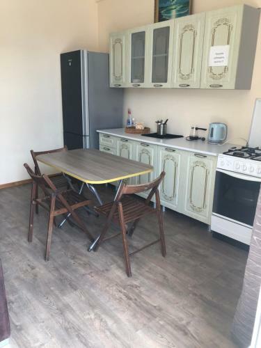 Hostal Guest House Mandarin On Titova 85