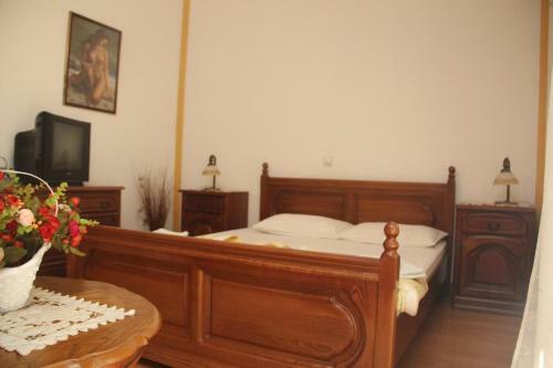 Apartamentos Guest House Monica