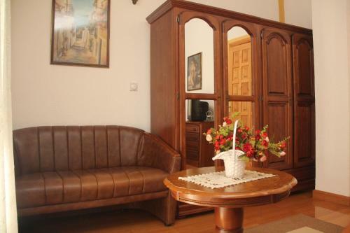 Apartamentos Guest House Monica
