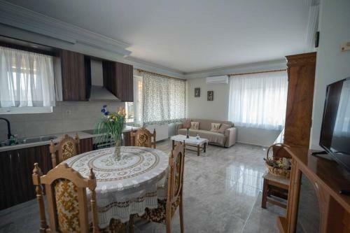 Apartamento Vasilis And Ioanna Traditional House